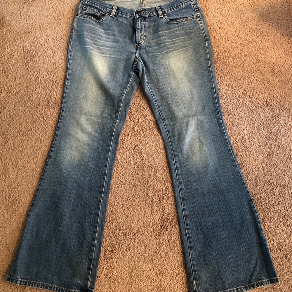American Eagle Flare Jean